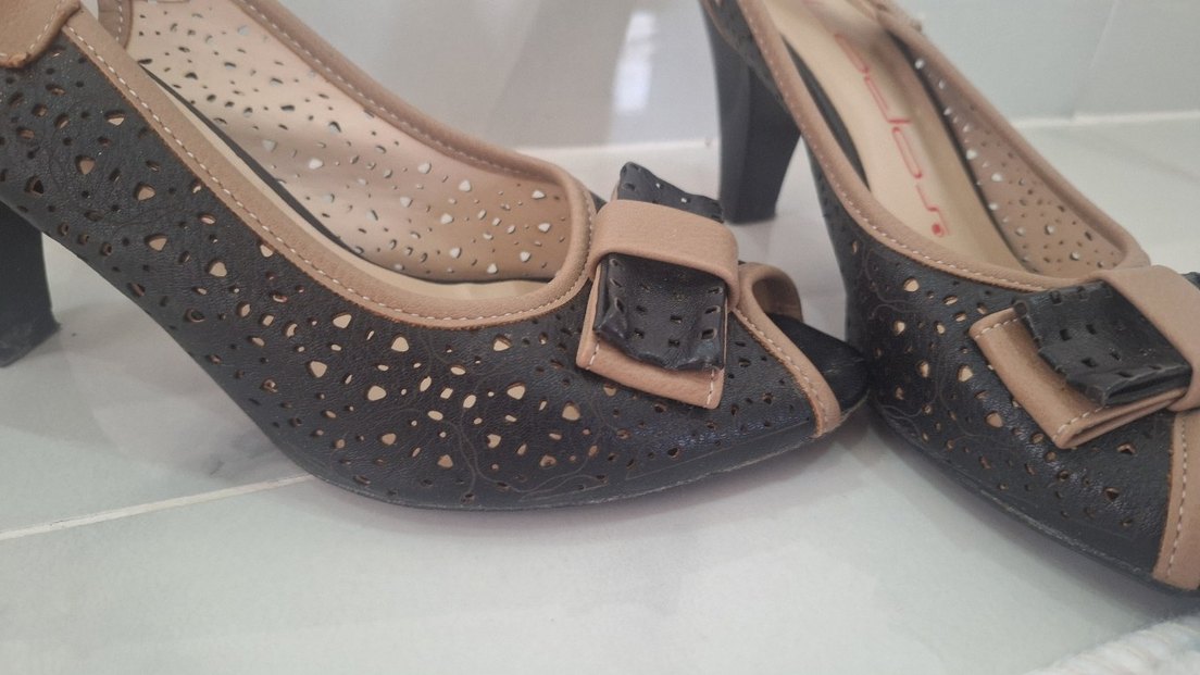 Bej Detaylı Vintage Stiletto Kadın Abiye Ayakkabı - Görsel 4