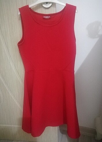 Kırmızı kız çocuk elbise