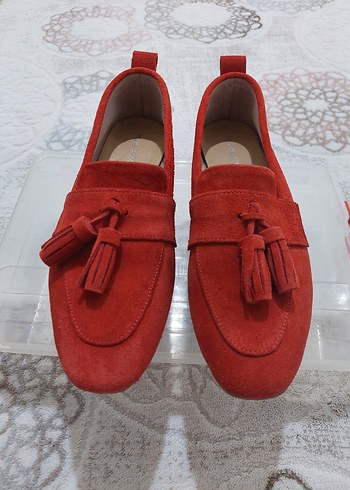 Kırmızı Süet Püsküllü Loafer