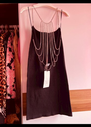 Zincir Detaylı Siyah Kadın elbise - Görsel 3