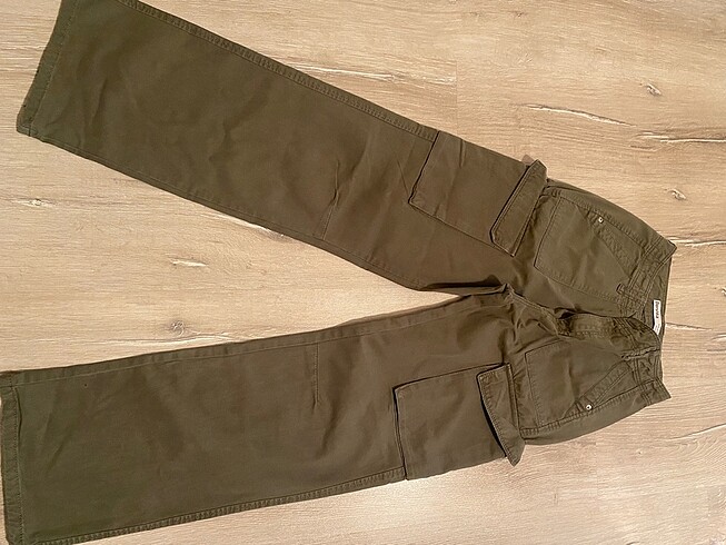 bershka kargo pantolon