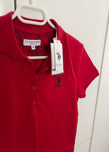 Kısa Kollu Kırmızı Polo Yaka Kadın Tişört - Görsel 3