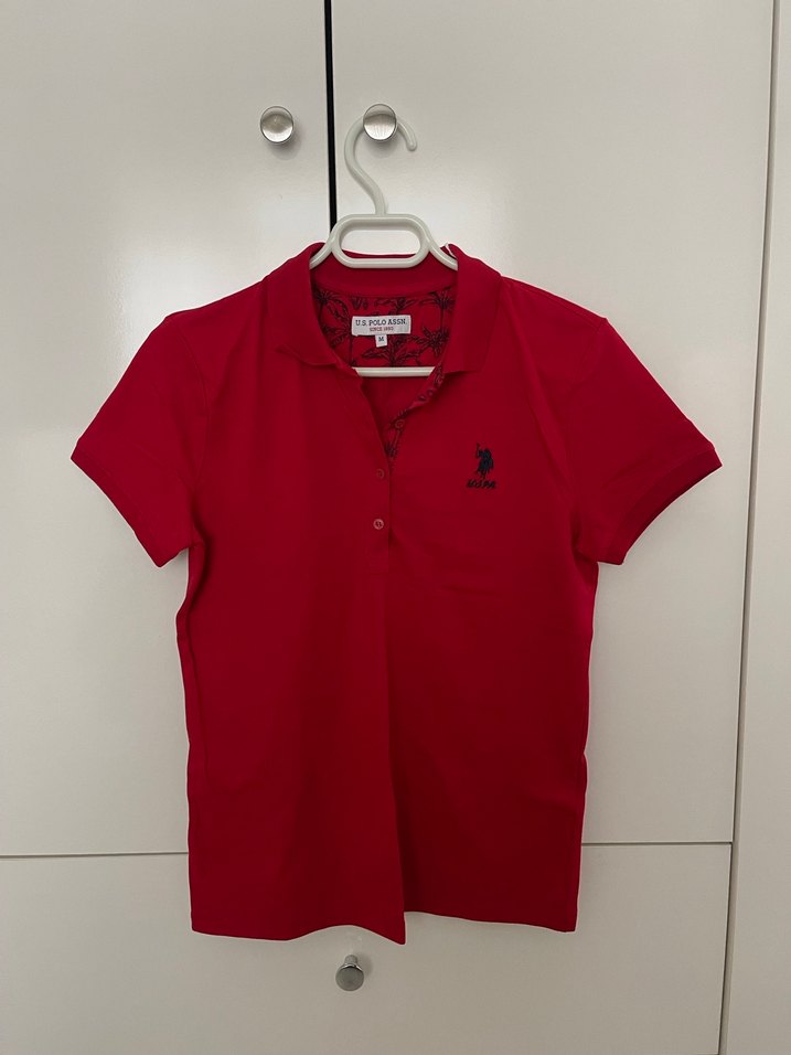 Kısa Kollu Kırmızı Polo Yaka Kadın Tişört - Görsel 2