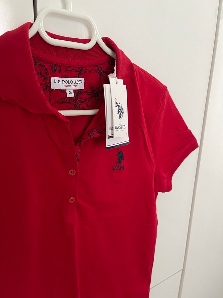 Kısa Kollu Kırmızı Polo Yaka Kadın Tişört - Görsel 3