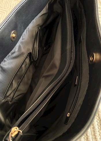 Zincir Detaylı Siyah Deri Kadın Çanta - Görsel 3