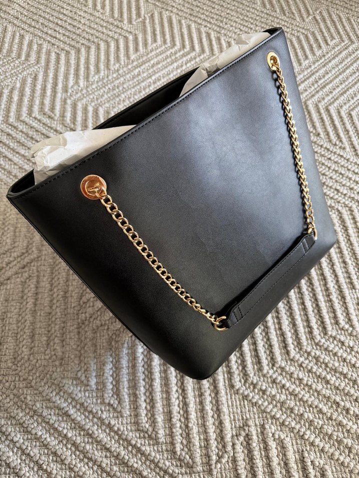 Zincir Detaylı Siyah Deri Kadın Çanta - Görsel 2