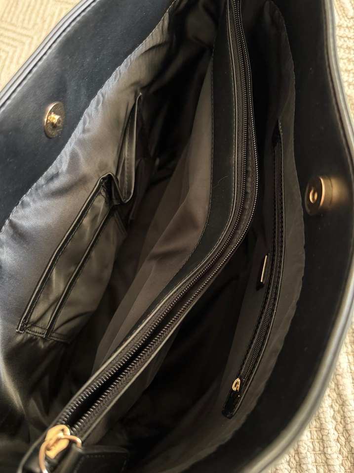 Zincir Detaylı Siyah Deri Kadın Çanta - Görsel 3