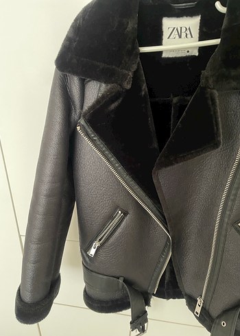 Kürk Detaylı Siyah Deri Biker Ceket - Görsel 2