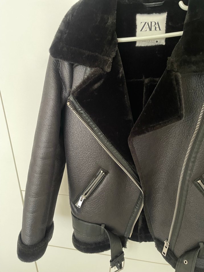 Kürk Detaylı Siyah Deri Biker Ceket - Görsel 2