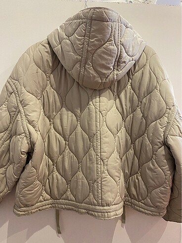 l Beden stradivarius kapitone mont