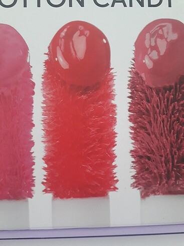 MAC creamco gloe tint deep red
