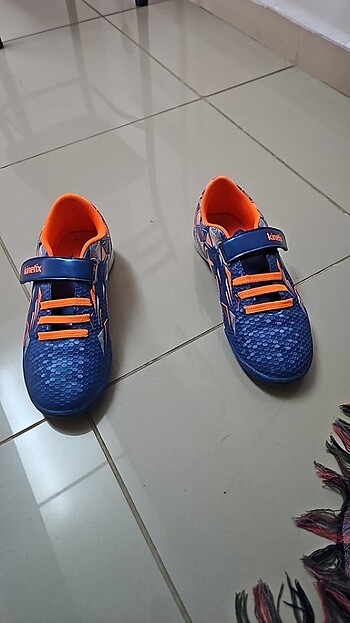 Kinetix Unisex çocuk hali saha ayakkabısı