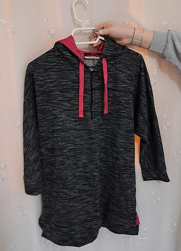 Sweatshırt 