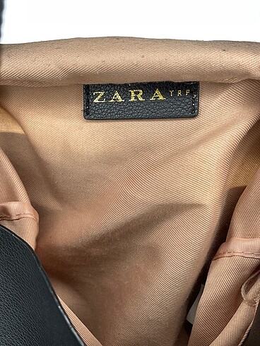 Beden Zara Çapraz Çanta %70 İndirimli.