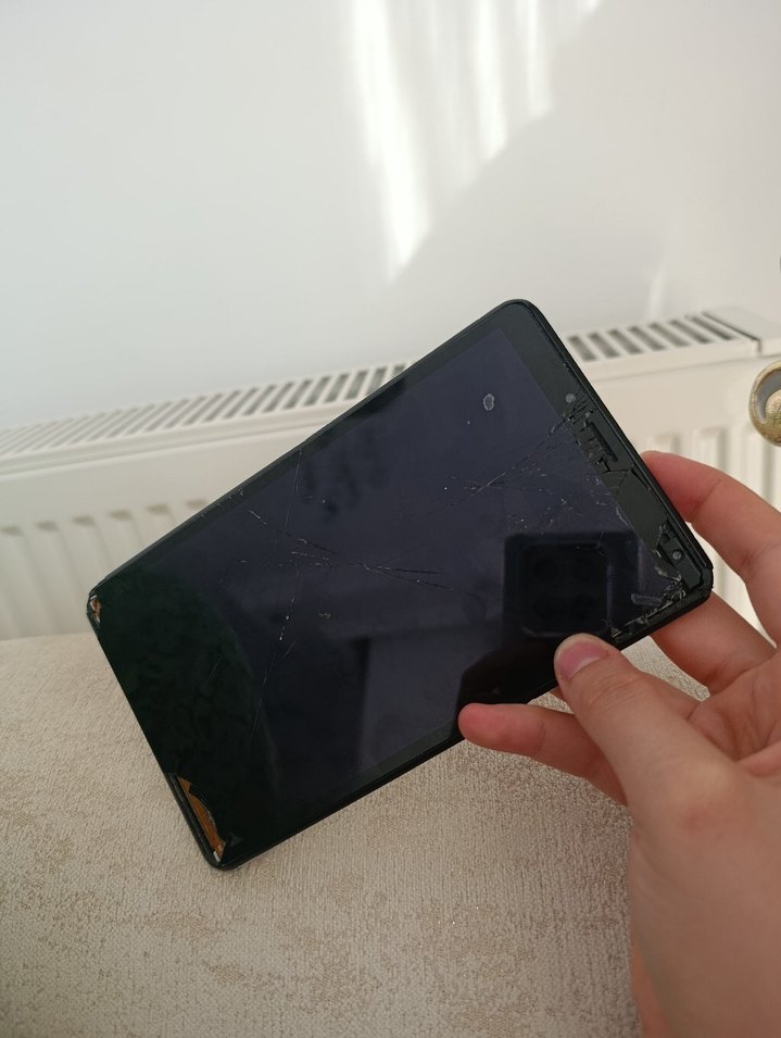 Gri Beyaz Lenovo tablet - Görsel 5