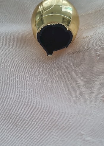 Kadın Parfümü Mavi Şişede görselde olduğu gibi fakat kapağı kırı - Görsel 4