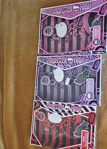 Monster High Monster Toralei Boş Kutu. Draculara ve Clawdeen kutu SATILDI