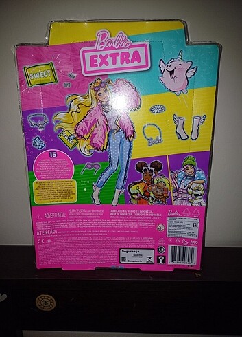 Barbie Barbie extra esmer sacli bebek