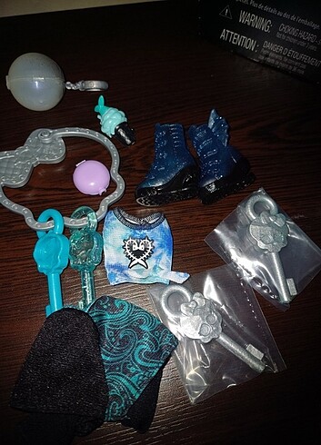 0 - 13 kg Beden çeşitli Renk Monster high fear idescent lagoona