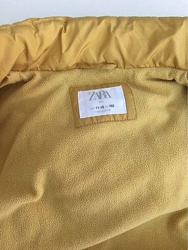 11-12 Yaş Beden sarı Renk ZARA kız çocuk mont