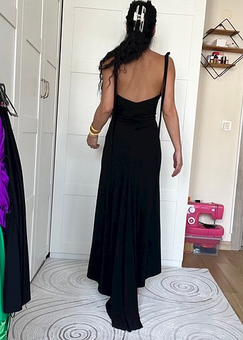 Siyah Uzun Drapeli V Yakalı Elbise - Görsel 2