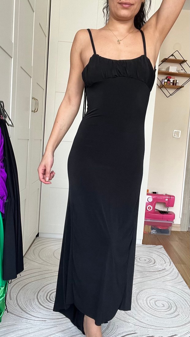 Siyah Uzun Drapeli V Yakalı Elbise - Görsel 4