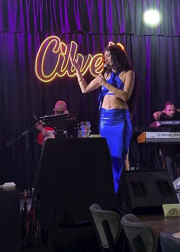 Mavi Drapeli Straplez Uzun Kadın Elbise - Görsel 3