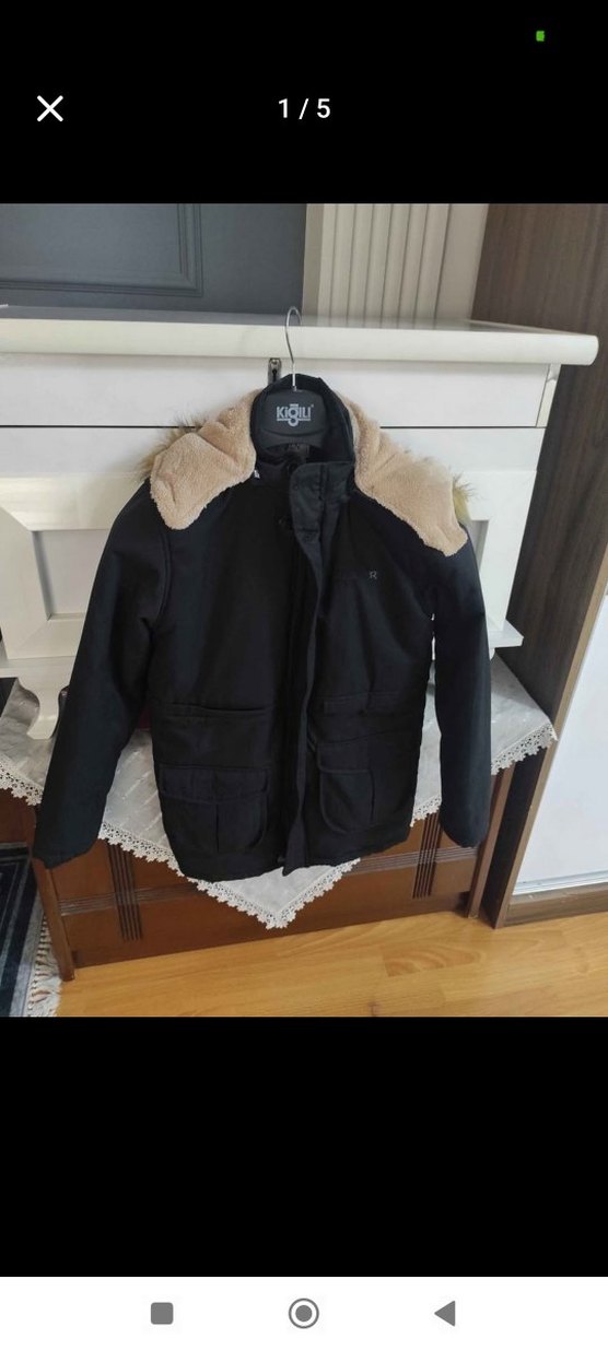 Erkek Çocuk Siyah Kürklü Street Wear Kaban - Görsel 2