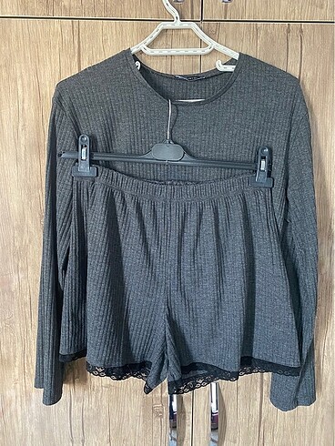 Trendrol gri pijama takımı