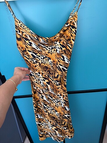 xs Beden Bershka Elbise