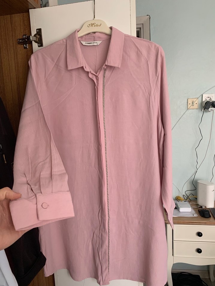 LC Waikiki Uzun Kollu Gömlek 44 beden - Görsel 3