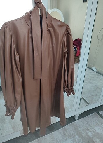 Deri Tunik