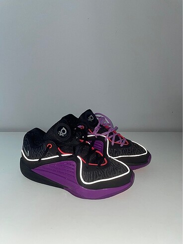 KD 16 black vivid purple