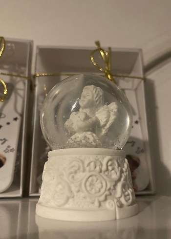 Beyaz Melek Figürlü Kar Küresi - Görsel 4