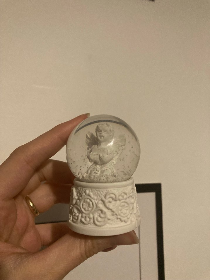 Beyaz Melek Figürlü Kar Küresi - Görsel 3