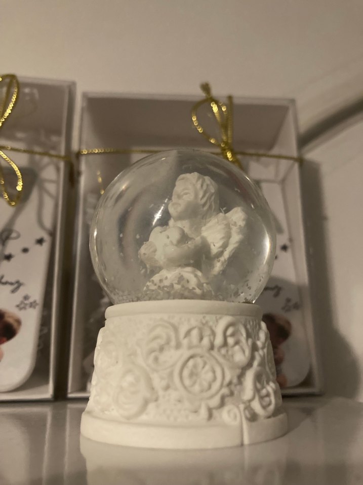 Beyaz Melek Figürlü Kar Küresi - Görsel 4