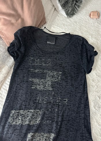 V Yaka Kısa Kollu Siyah - Görsel 2