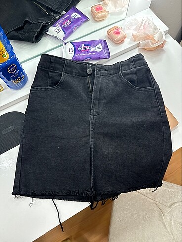 Bershka Siyah etek ço