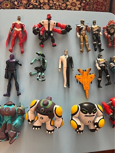  Beden Renk Figür setleri -2 (Ben 10 karakterleri)