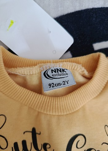 Sarı Baskılı Örgü Kedi Sweatshirt ve Gri Eşofmanlı Takım - Görsel 2