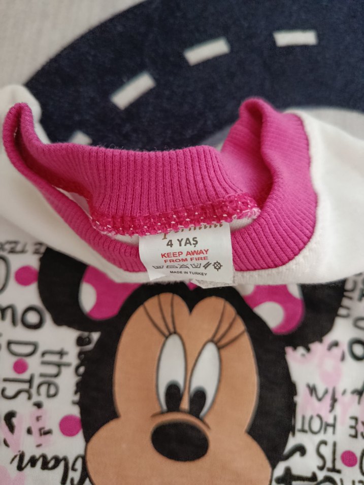 Renkli Baskılı Minnie Mouse Çocuk Pijama Takımı - Görsel 2