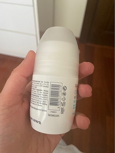 Farmasi Farmasi roll on deodorant