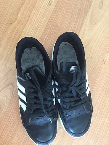 37 Beden Adidas spor ayakkabı