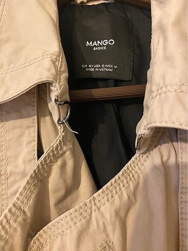 m Beden Mango trençkot