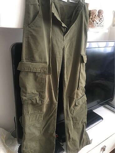Bershka Kargo pantolon