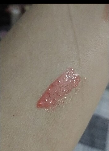  Beden Renk Lip gloss 