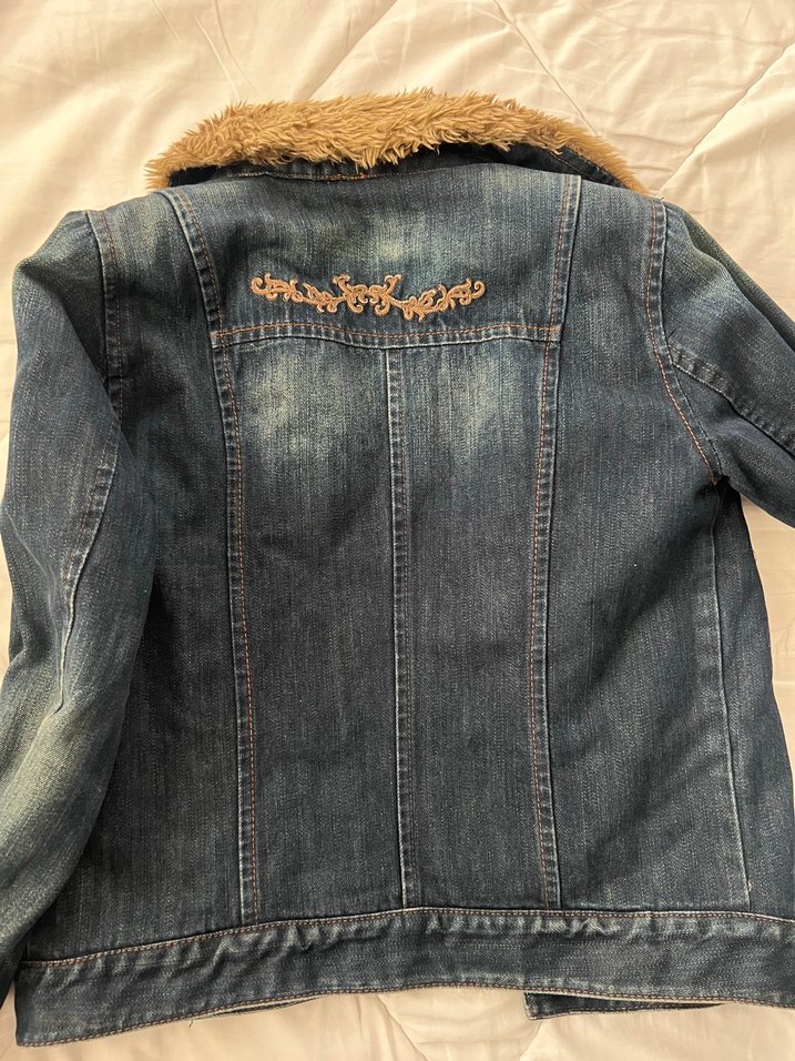 COLİNS Kahverengi Kürklü Nakışlı Kadın Kot Ceket - Görsel 3