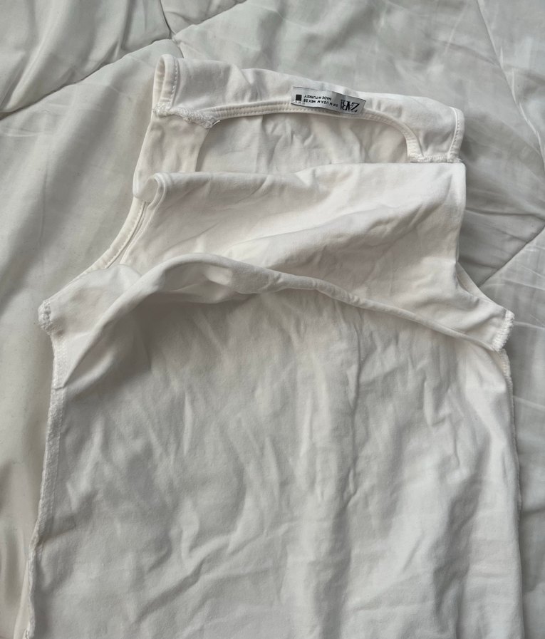 ZARA Beyaz Kolsuz Basic Kadın Atlet - Görsel 3