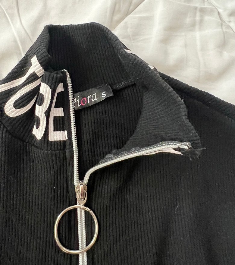 Siyah Uzun Kollu Yarım Fermuarlı üst - Görsel 2