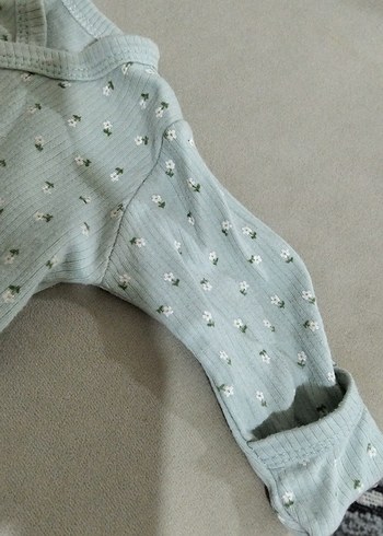 yeşil Pamuklu Bebek V Yaka Uzun Kollu Body - Görsel 2